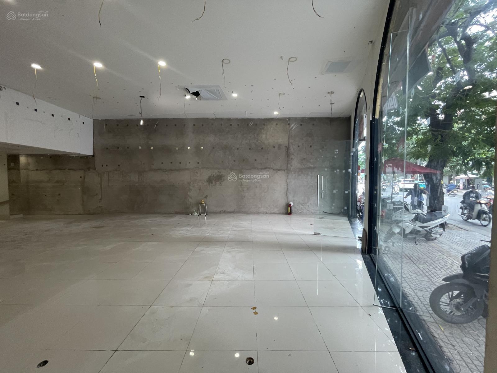 Cho thuê nhà 232 Lê Văn Sỹ, Phường 1, Quận Phú Nhuận