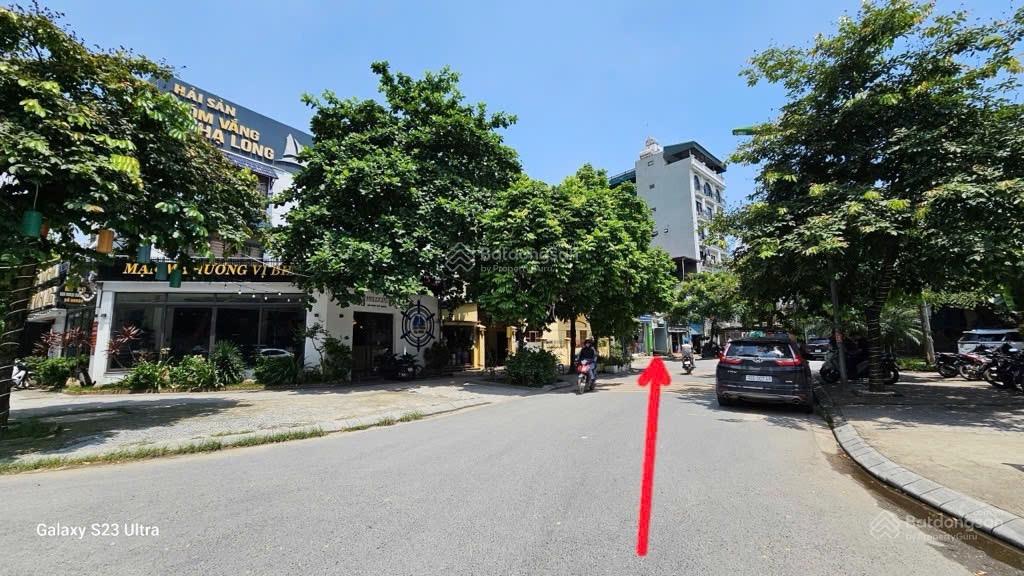 Bán nhà Đông Ngạc - kinh doanh đỉnh - vỉa hè - 88m2 - giá 22.8 tỷ (1TL2025250)
