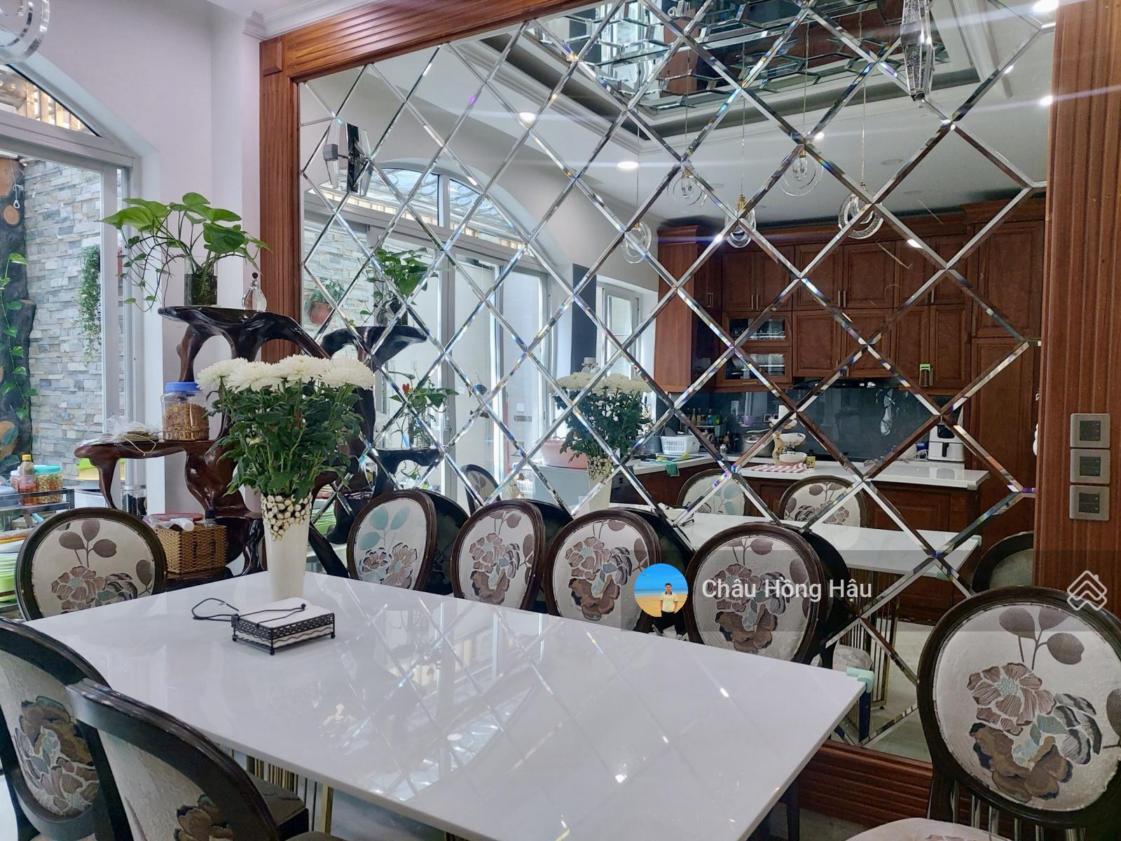 Nhà phố Cityland Garden Hills Phan Văn Trị P5 DT 6x19m giá 25 tỷ, full nội thất.