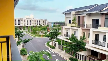 CHỈ : 5 tỷ xx SỞ HỮU NGAY NHÀ 3 TẦNG ĐẸP TỪ SƠN GIÁ YÊU THƯƠNG NHẤT DT : 75 m2