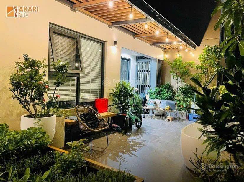 Bán căn hộ Akari có sân vườn, hướng mát, sổ hồng sẵn, công chứng ngay