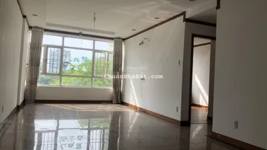 Cho thuê căn hộ Hoàng Anh Gold House, 2 phòng ngủ, 2WC, view hồ bơi