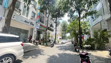 Nhà phố giá tốt nhất Hưng Gia Hưng Phước chỉ 27,5 tỷ không có căn thứ 2