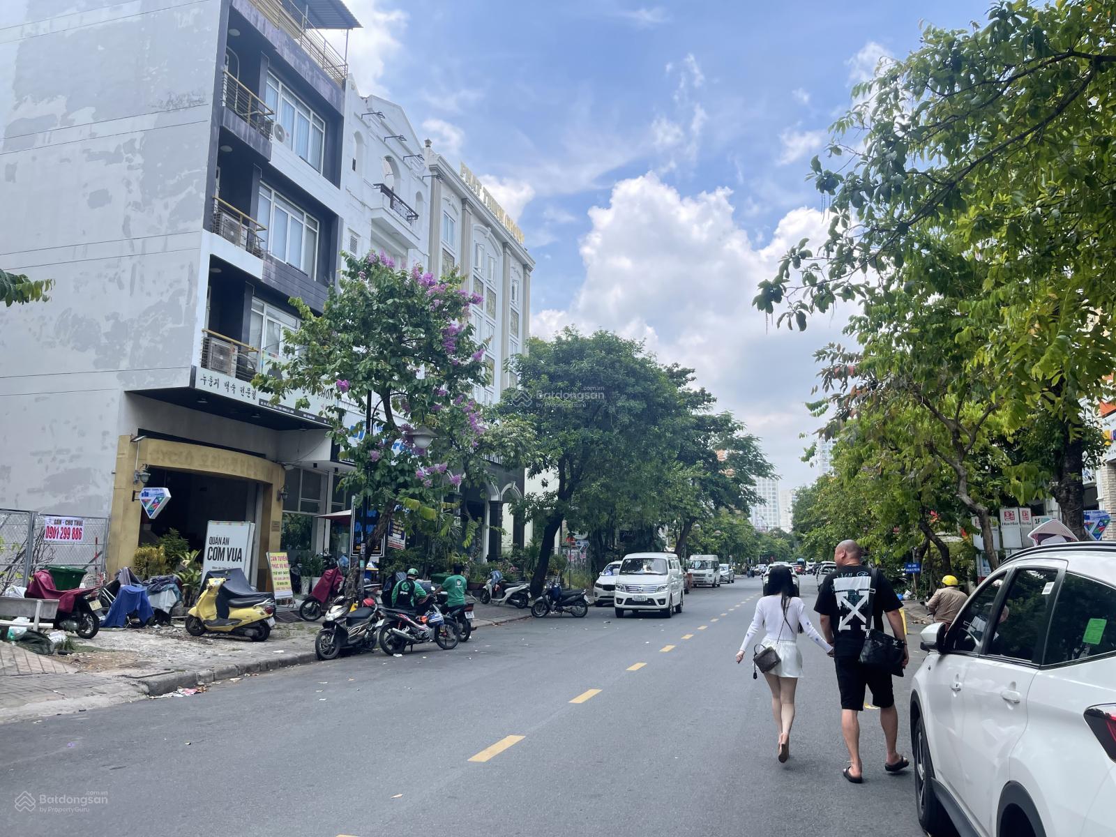 Nhà phố giá tốt nhất Hưng Gia Hưng Phước chỉ 27,5 tỷ không có căn thứ 2