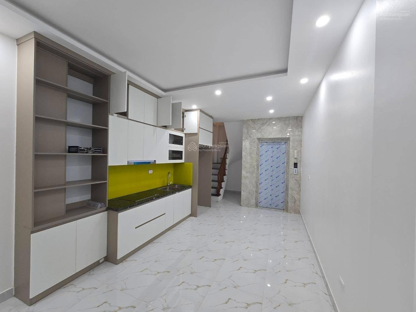 Bán gấp nhà Cầu Diễn, Từ Liêm, ô tô, hơn 7 tỷ, sát ga tàu trên cao, QL 32, trung tâm Mỹ Đình Bán gấp nhà Cầu Diễn, Từ Liêm, ô tô, hơn 7 tỷ, sát ga tàu trên cao, QL 32, trung tâm Mỹ Đình
