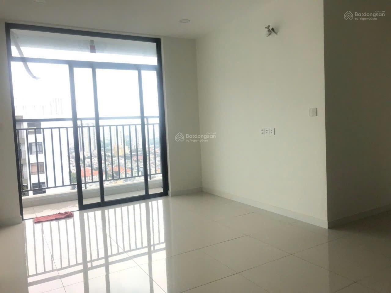 Cần bán căn hộ Central Premium Q8, 854 Tạ Quang Bửu, P5, Q8. DT 70m2, 2PN, 2WC , giá 3,8 tỷ