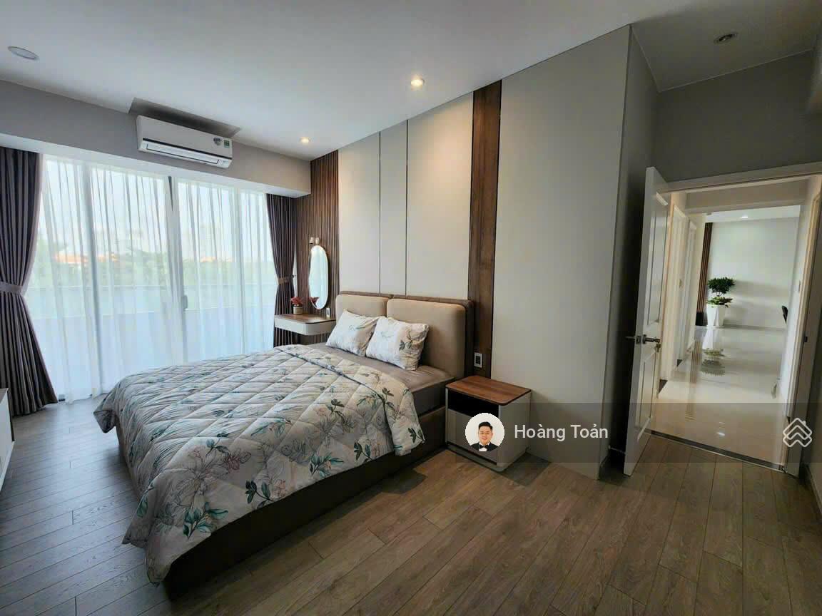 Cho thuê căn hộ Grand View, Quận 7 118m2 view biệt thự. Giá 23tr/tháng. Liên hệ: 0947 800 *** em toản