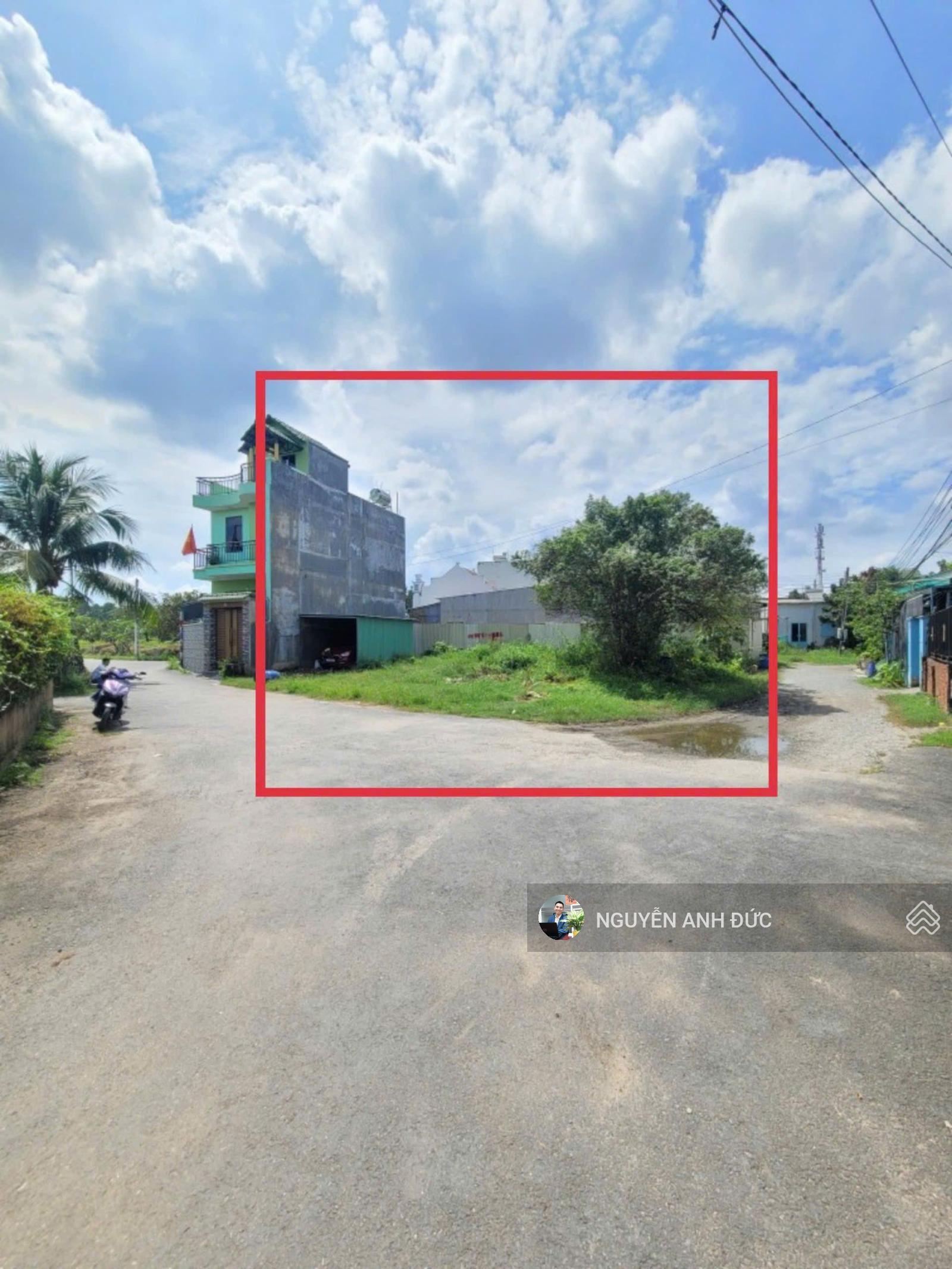 Đất 313.5m2 - 18x21m - full hồng - đáng đầu tư. Chỉ 12tr/m. Nhanh thì còn. Cách Phạm Văn Đồng 7km