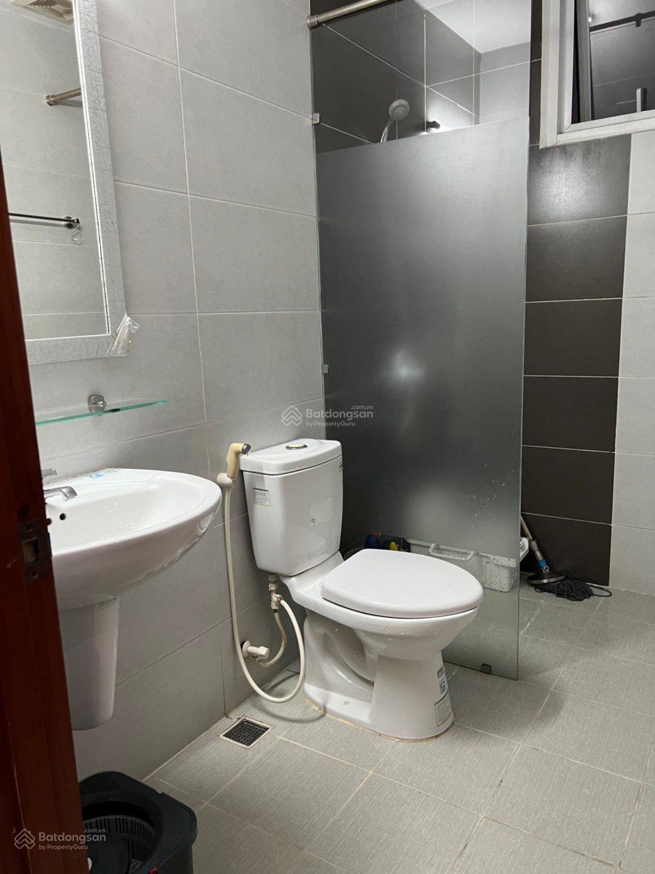 Bán căn hộ Sao Mai, Lương Nhữ Học Q. 5 DT 90m2, 2PN, 2WC, LH: 0918 292 ***