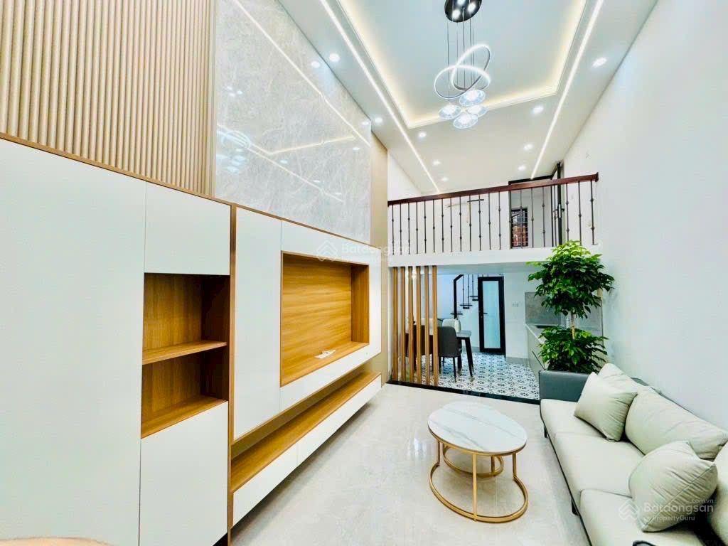 Chỉ nhỉnh 6.3 tỷ có nhà Tôn Đức Thắng 30m2 2 mặt ngõ 3 gác đỗ cửa ngõ nông gần phố