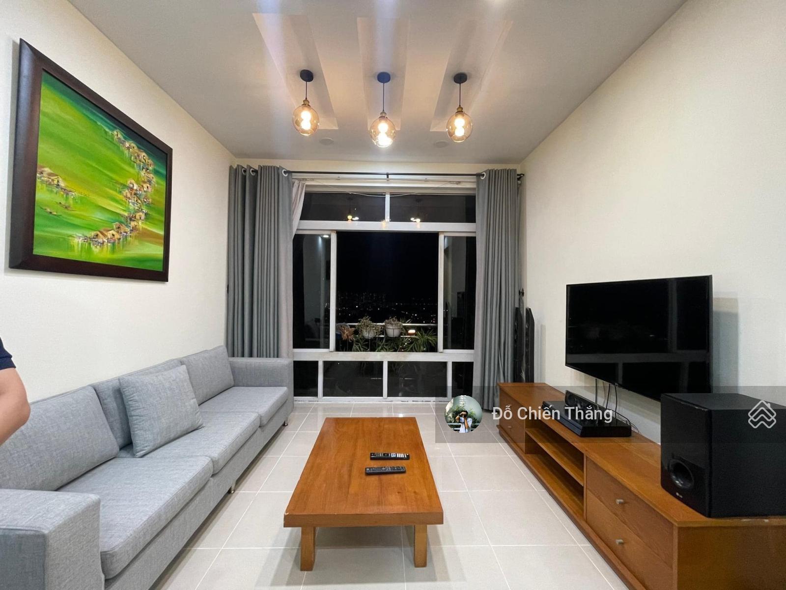 Chủ cần tiền chạy thận. Bán căn hộ 2PN, 1WC, 73m2 tại Tản Đà Court, 1,5 tỷ, Quận 5, HCM