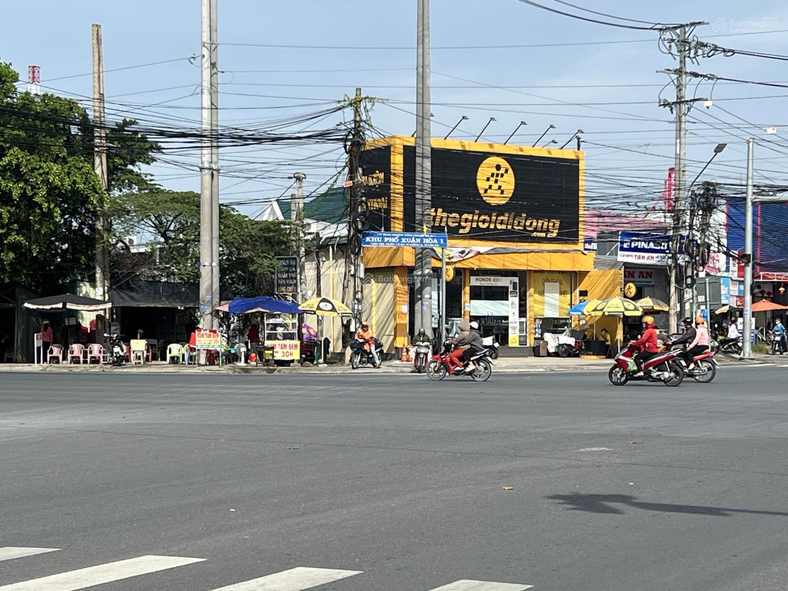 Chính chủ cần bán lô đất đối diện chợ Bến Cát - HCM Chính chủ cần bán lô đất đối diện chợ Bến Cát - HCM