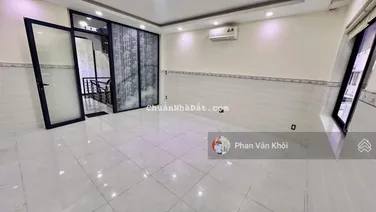 Cho Thuê Văn Phòng 35m2 Giá 5 Triệu/ Tháng Giờ Giấc Tự Do , Có Thang Máy , Hầm Xe
