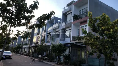 Bán đất nền Phú Hồng Thịnh 9, 76 m2, chính chủ, khu dân cư hiện đại tại Bình An, Dĩ An, Bình Dương