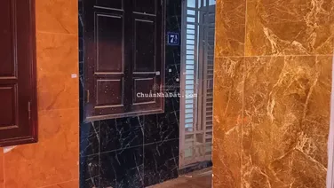 Siêu hót tại Cầu Giấy, Nguyễn Khang, chủ nhà cần bán gấp nhà đẹp mặt tiền rộng