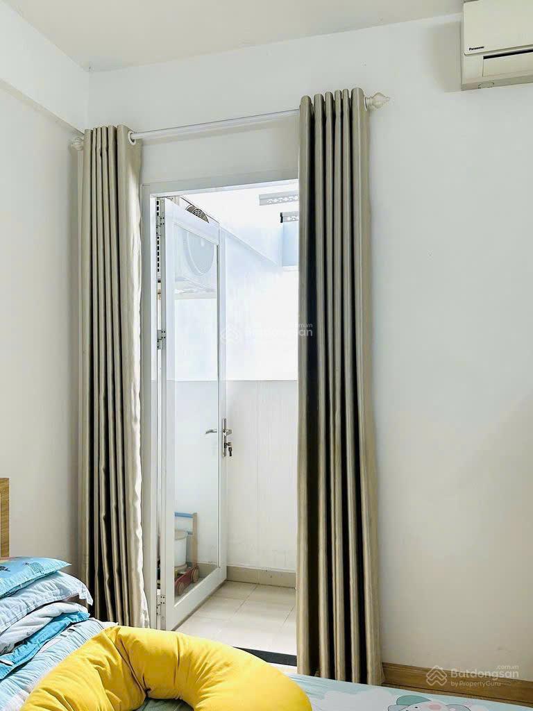 Chính chủ cho thuê căn hộ 2PN - 2WC Carillon 5, có ban công 11 triệu/tháng Chính chủ cho thuê căn hộ 2PN - 2WC Carillon 5, có ban công 11 triệu/tháng