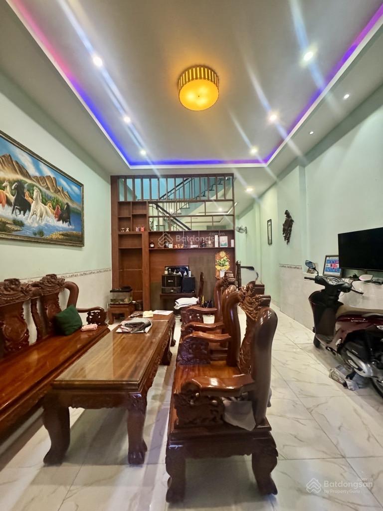 Nhà 2 tầng đường Thạnh Xuân 38, phường Thạnh Xuân, quận 12, DT 95m2 (4,5mx19m), hẻm 8m, giá: 5,2tỷ Nhà 2 tầng đường Thạnh Xuân 38, phường Thạnh Xuân, quận 12, DT 95m2 (4,5mx19m), hẻm 8m, giá: 5,2tỷ