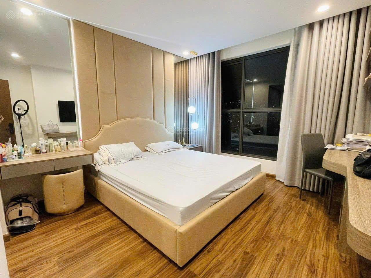 Cho thuê gấp căn hộ 2PN + 2WC tại Horizon, Trần Quang Khải, Tân Định, Q1, 20 triệu. LH: 0949 229 ***
