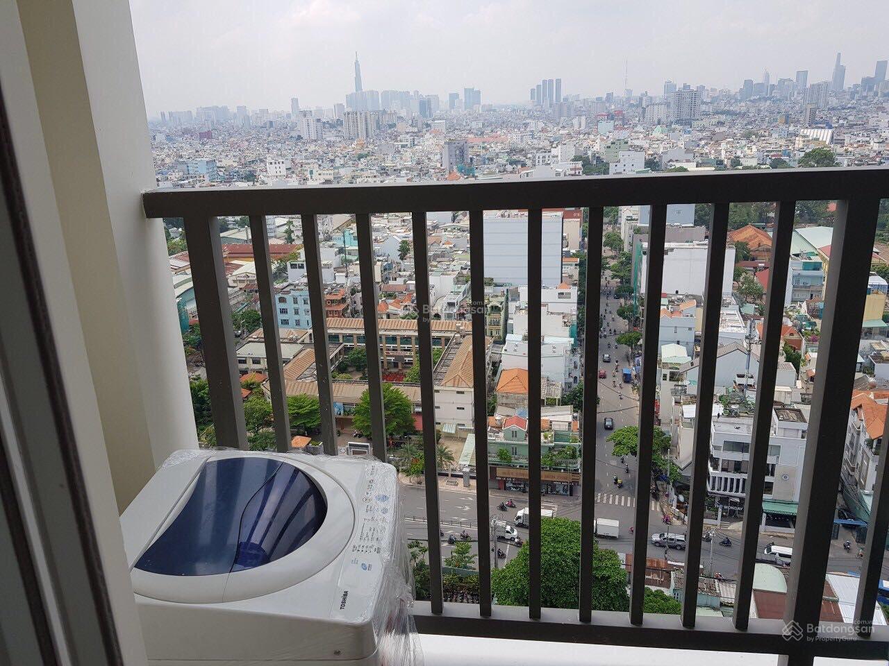 Bán căn hộ chung cư 312 Lạc Long Quân, Q11, 66m2, 2pn, 2.85 tỷ, có sổ