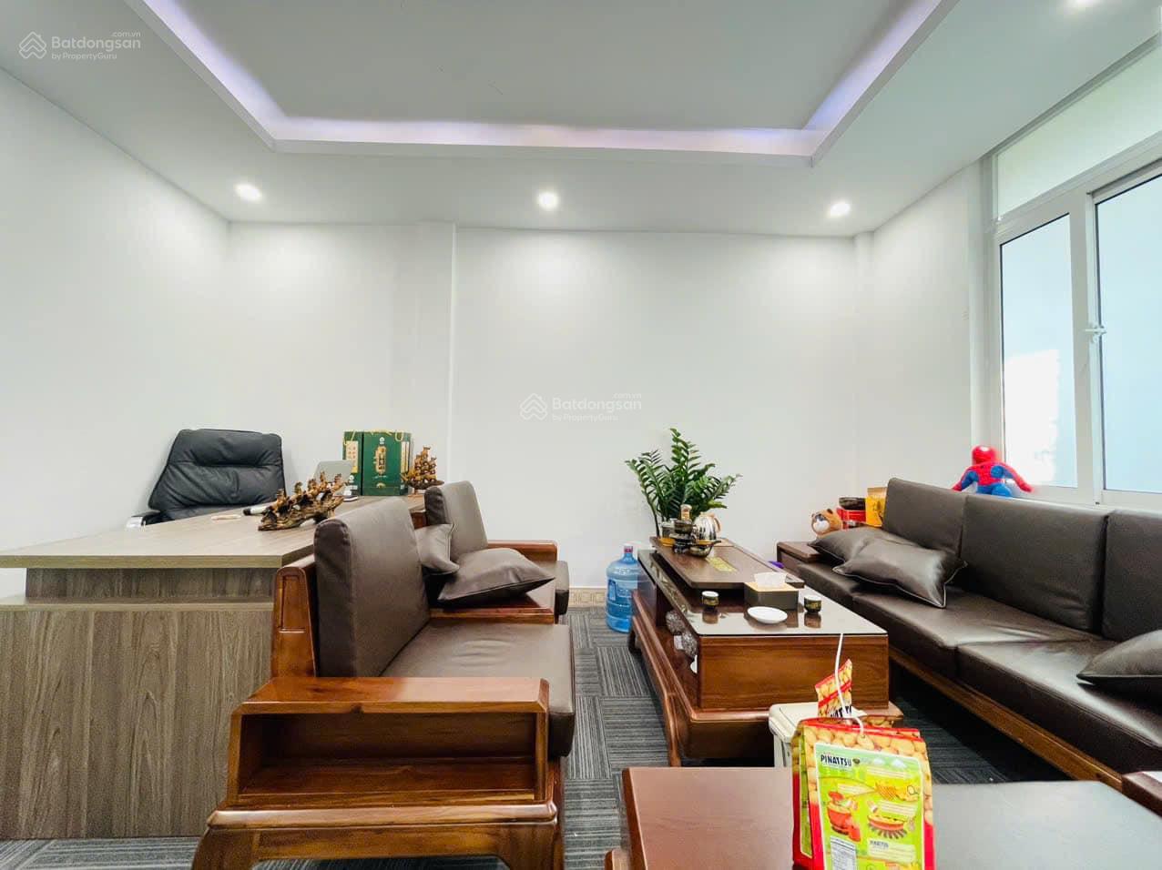 Bán nhà ngõ 114 Trung Kính, Cầu Giấy, 86m2, ô tô, phân lô, ô chờ thang máy, kinh doanh, 29 tỷ