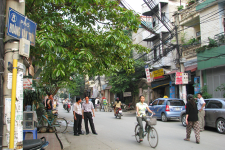 BÁN NHÀ PHÂN LÔ QUÂN ĐỘI - HOÀNG VĂN THÁI - Ô TÔ TRÁNH - KHỔ ĐẤT VUÔNG ĐẸP giá tốt, chính chủ BÁN NHÀ PHÂN LÔ QUÂN ĐỘI - HOÀNG VĂN THÁI - Ô TÔ TRÁNH - KHỔ ĐẤT VUÔNG ĐẸP giá tốt, chính chủ