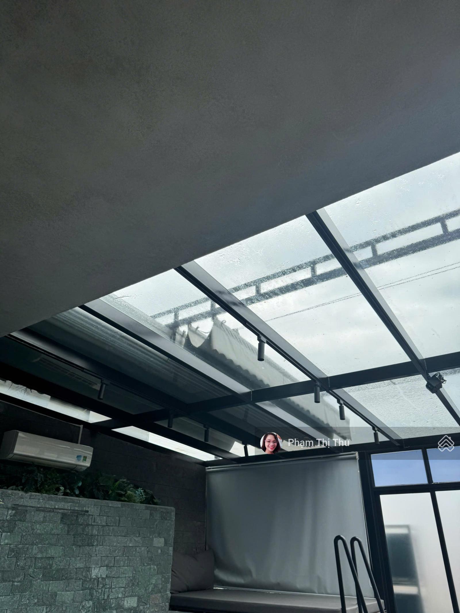 Bán nhà trong ngõ to Xuân La, Xuân Đỉnh: 95m2. MT: 8m. 7 tầng mới tinh siêu đẹp. 39 tỷ TL nhanh