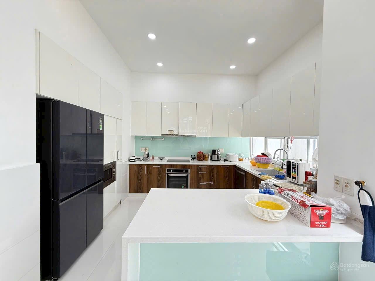 Bán Biệt thự phú mỹ hưng giá tốt nhất khu vực giá chỉ 34,5 tỷ