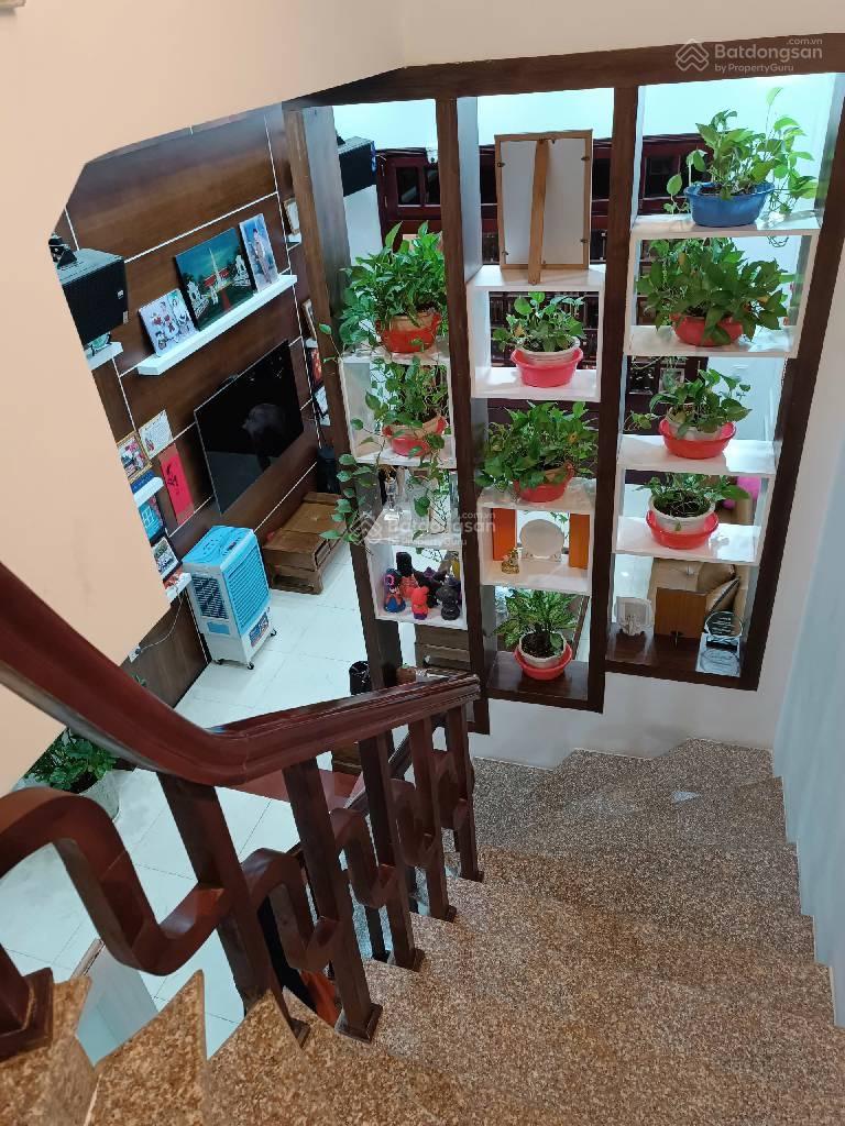 BÁN NHÀ PHÚC DIỄN ,DÂN XÂY KIÊN CỐ ,2 MẶT THOÁNG ,Ô TÔ ĐỖ CỬA ,7 PHÒNG NGỦ SỔ PHÂN LÔ HOA HẬU