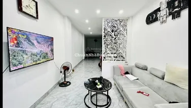 Nhà Âu Cơ Tây Hồ DT 40.6 / 46m2 nhà 3 tầng mặt tiền 3,2 m giá 3,3 tỷ đã có nhà Tây Hồ