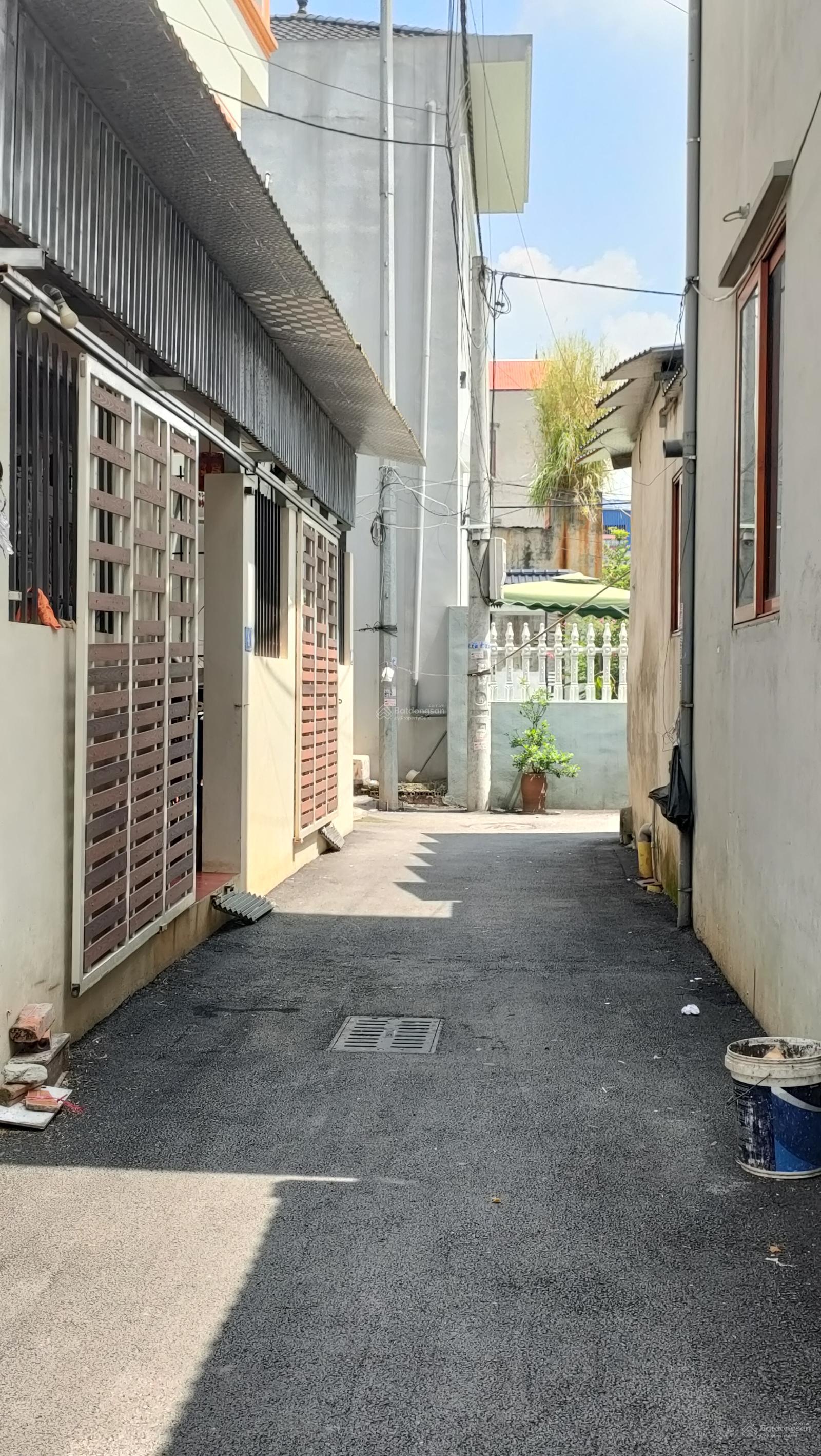 Bán nhà 4 tầng đất thổ cư phường biên giang quận hà đông hà nội cách quốc lộ 6 .1km