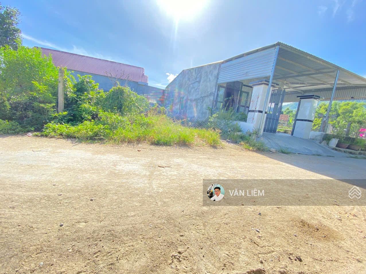 Đất Suối Hiệp_Diên Khánh 750 Triệu
Dt 102m2 ,có 60m2 thổ, ngang hơn 6m.
Lô đất đẹp vuông vắn k