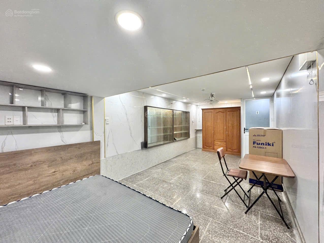 CHDV 8ph view sông Dương Quảng Hàm P5, DT 6x20m, 3 lầu, NT đủ TN 40tr/, giá 13.6 tỷ TL 0969 791 ***