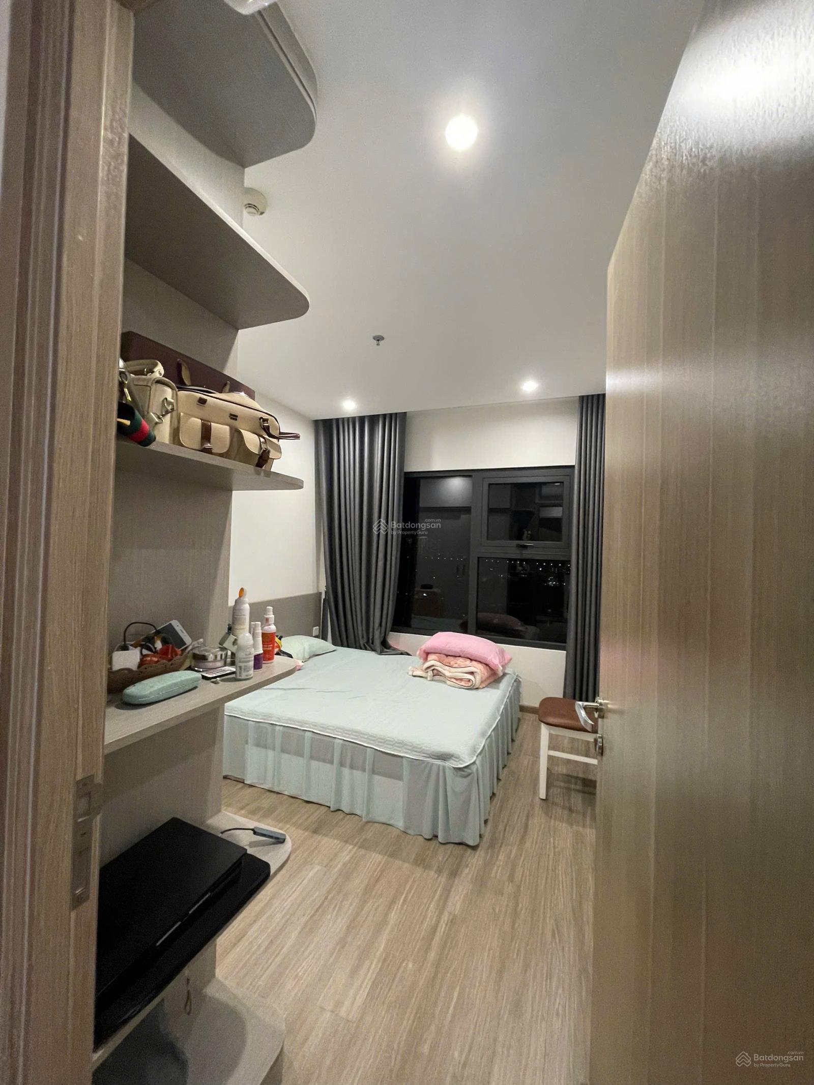 Em bán căn 2N1 view sông san hô,tầng trung,full đồ nội thất ,giá chỉ 3,3ty