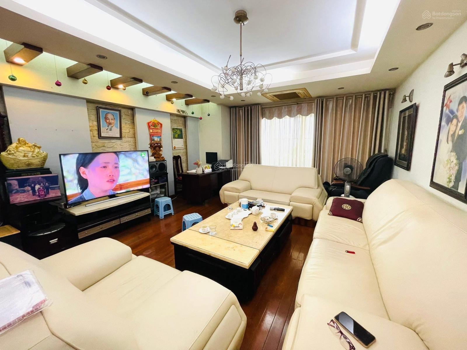 Chung cư phố Láng Hạ - view triệu đô - diện tích khủng 199m2 - cực hiếm