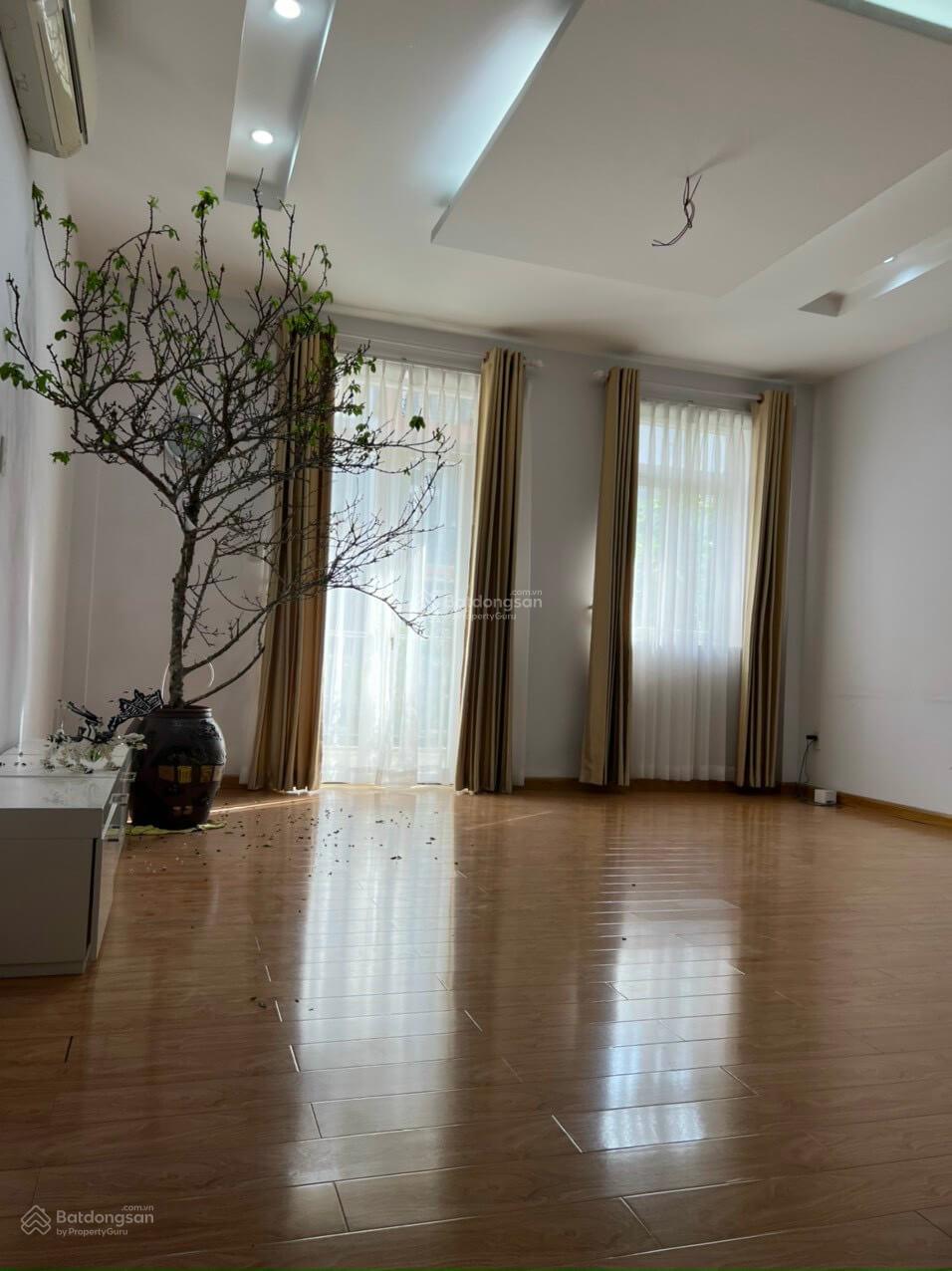 Cho thuê Nhà mặt tiền khu Him Lam, có thang máy tiện mở VP  Gần Lotte, Quận 7