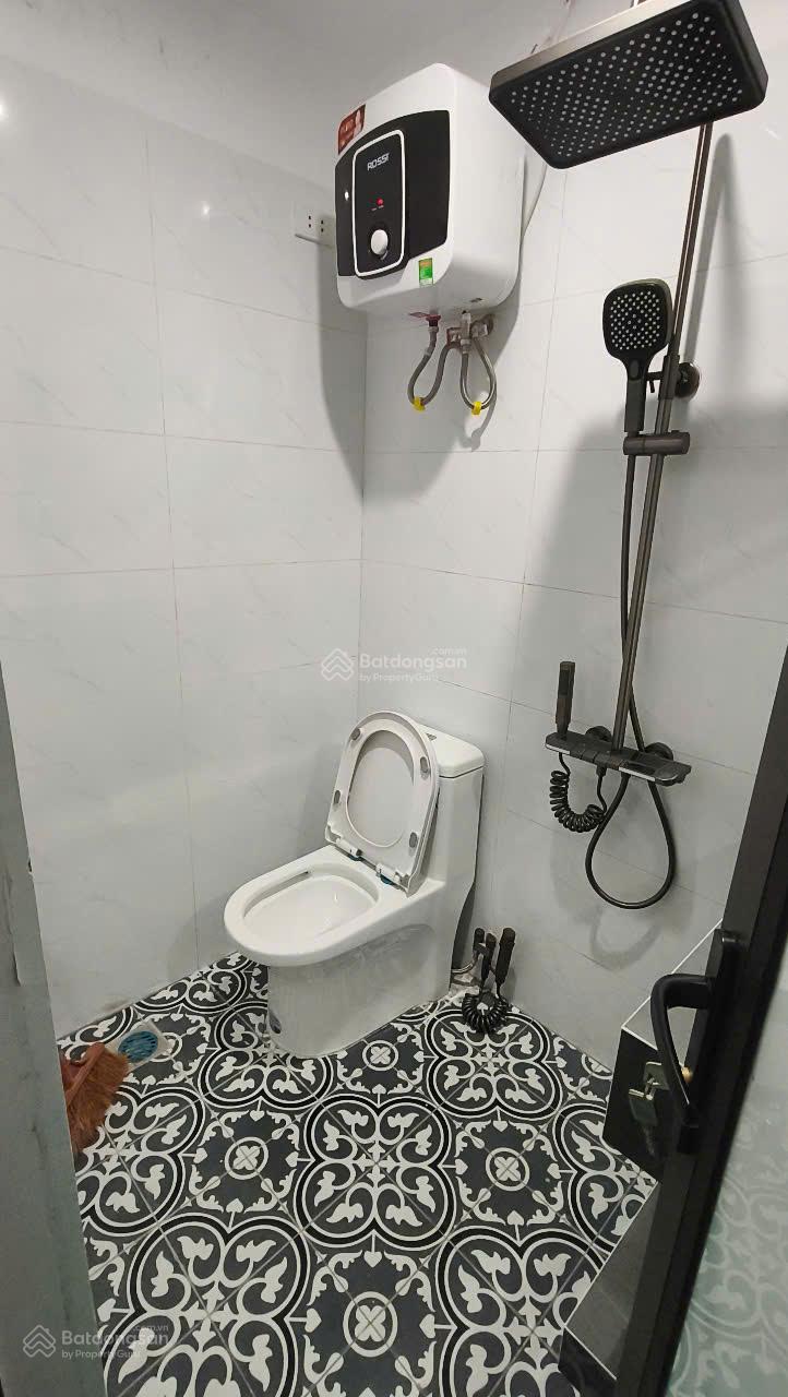 Chính chủ cần bán căn tập thể tầng 2 - Khương Trung - Thanh Xuân - 70m2