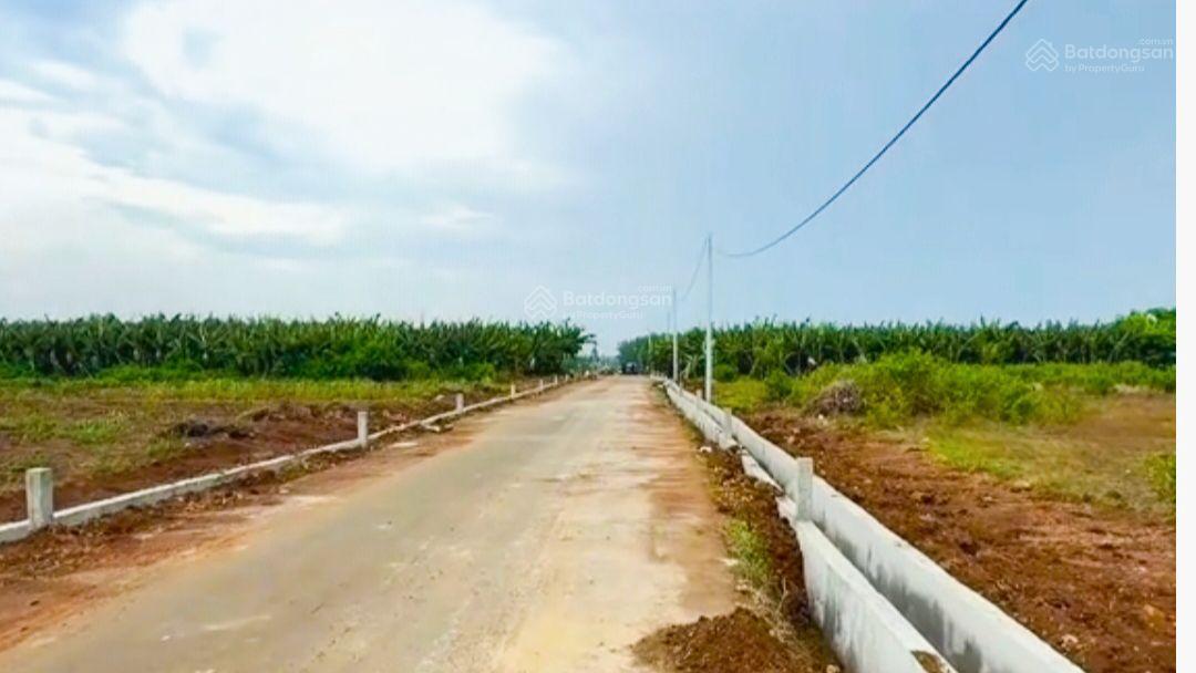 7 TỶ 500 TR / 77 M MẶT TIỀN /CÓ SẴN 300 THỔ CƯ . DIỆN TÍCH 3.489( ĐÁ BẠC CỦ) SHR _ TP. HỒ CHÍ MINH