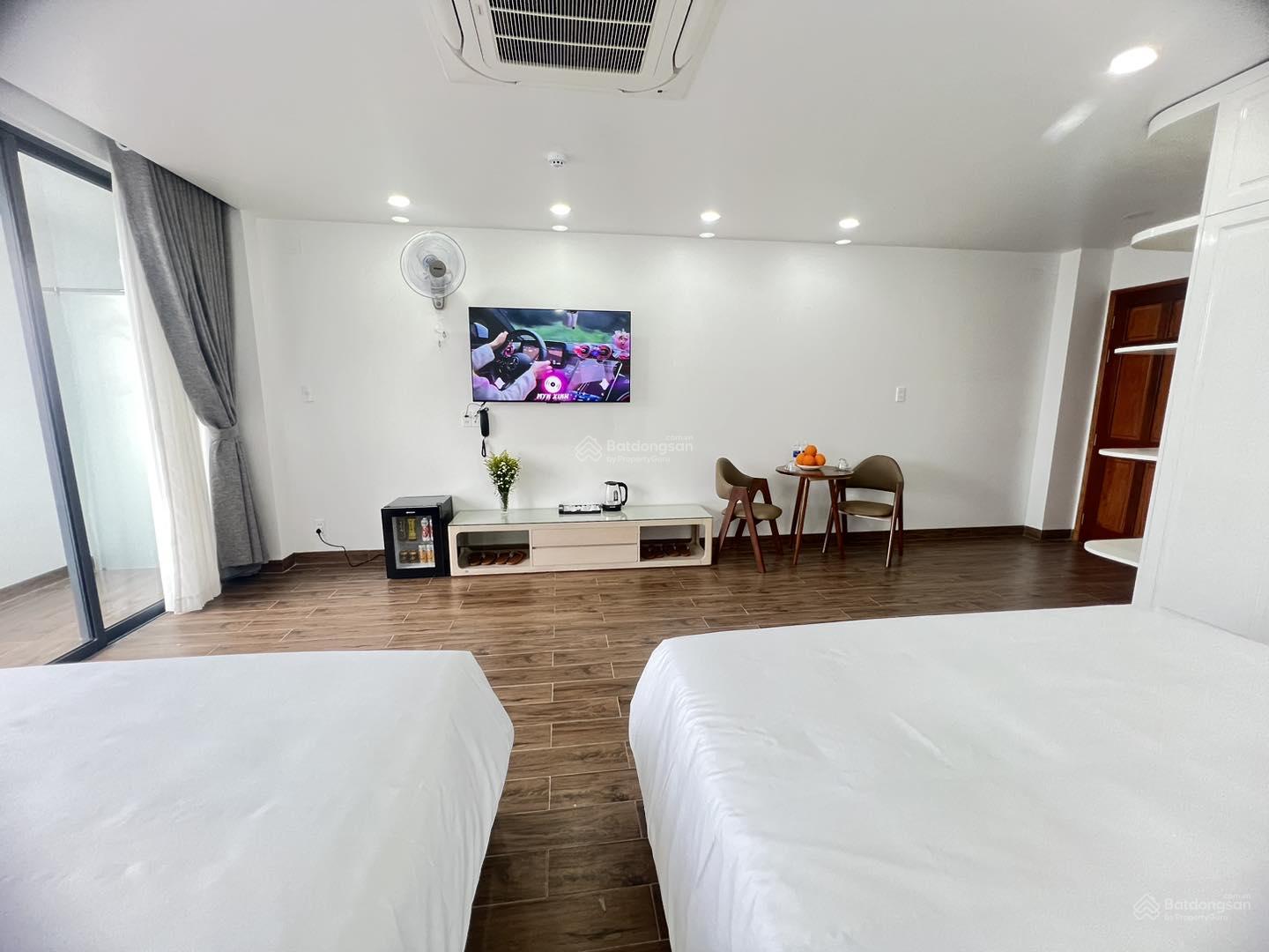 Cho thuê tòa nhà mặt tiền Nguyễn Xí, 24 phòng đầy đủ PCCC ngã tư Nơ Trang Long, Bình Thạnh