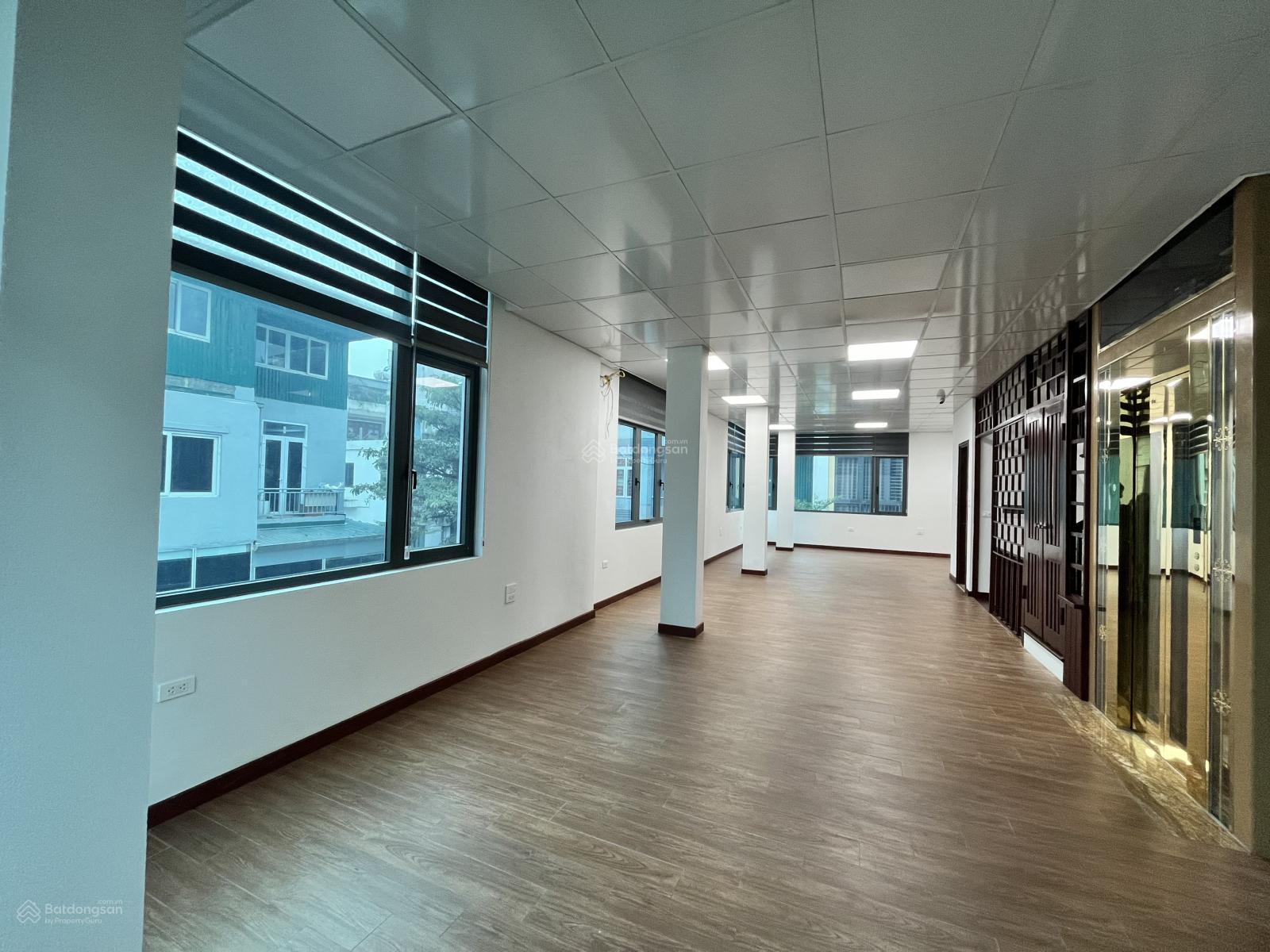 Cho thuê văn phòng Mỗ Lao 90m2 thông sàn, lô góc giá 11tr5 Cho thuê văn phòng Mỗ Lao 90m2 thông sàn, lô góc giá 11tr5