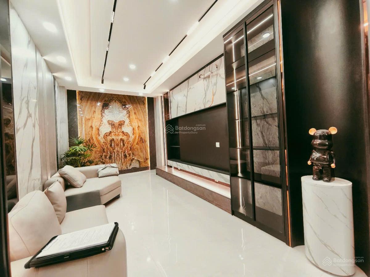 Siêu phẩm nhà đẹp phố Lò Đúc thang máy nhà mới 5 phút ra hồ Gươm