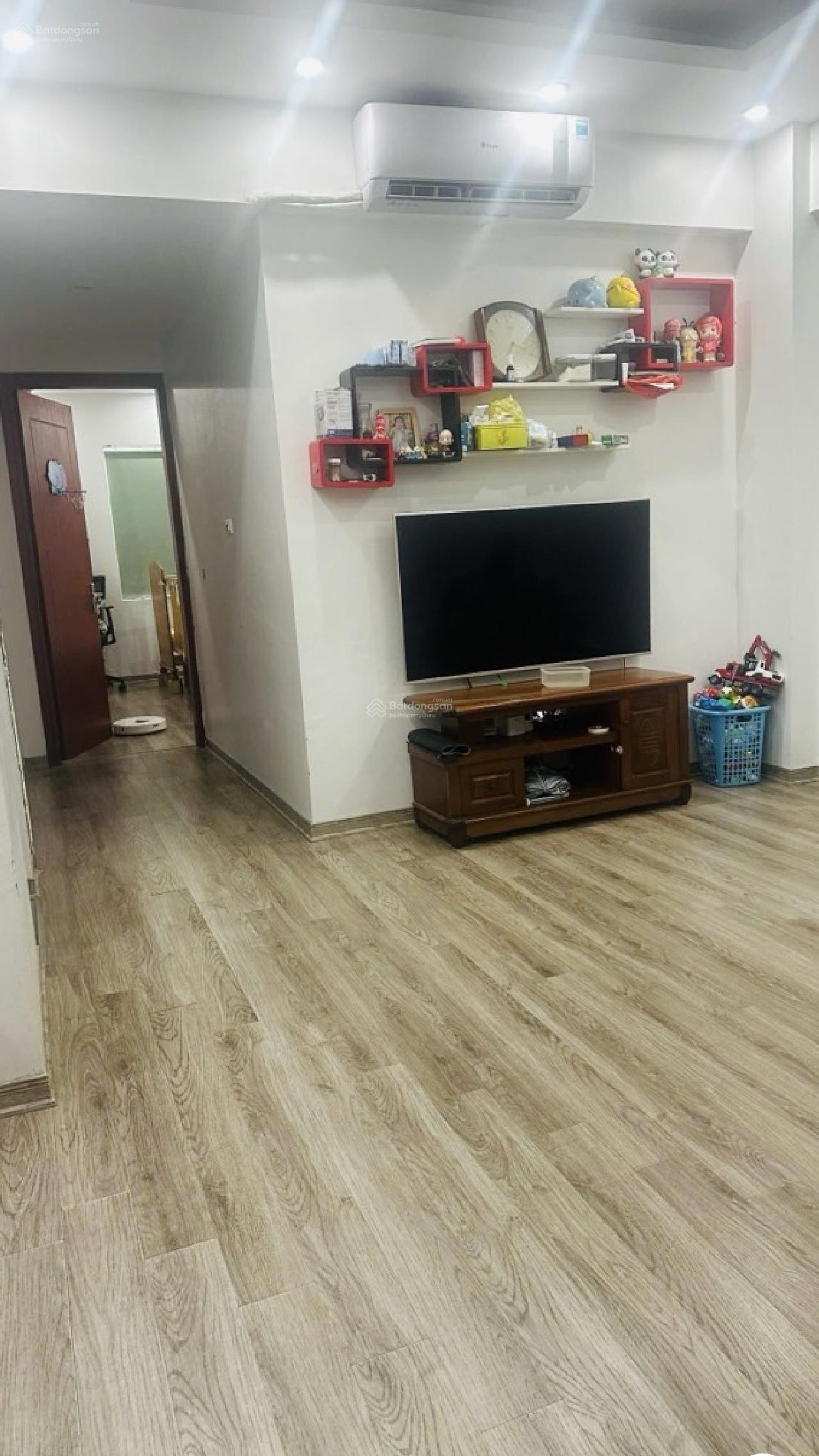 Chung cư Bộ Quốc Phòng căn góc 72m2 2 ngủ giá 5,5 tỷ nằm ngay Hoàng Quốc Việt và Nguyễn Văn Huyên