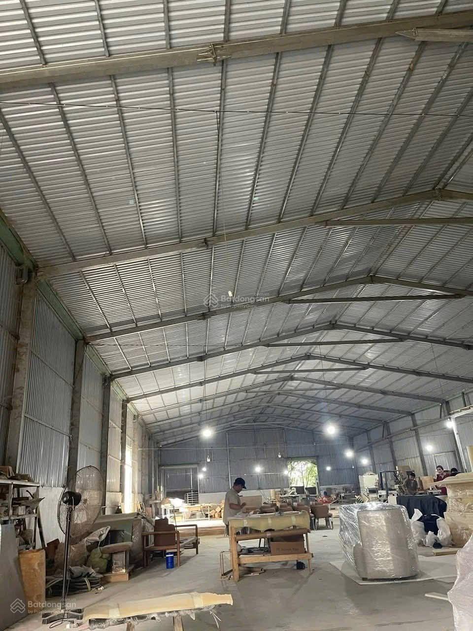 Xưởng 900m, ngay Ngã Ba Vũng Tàu, đường cont, khu sản xuất, giá 30 triệu/tháng