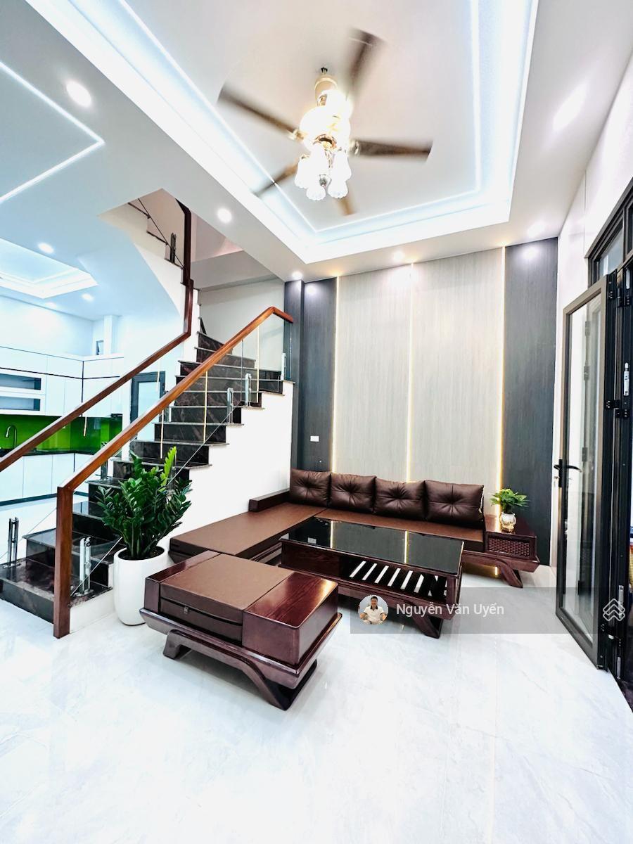 Bán Nhà Trần Vỹ 47m2 x 11,3 tỷ, Trần Vỹ , Cầu Giấy.Nhà 2 thoáng, phân lô , ô tô vào nhà, sổ vuông.
