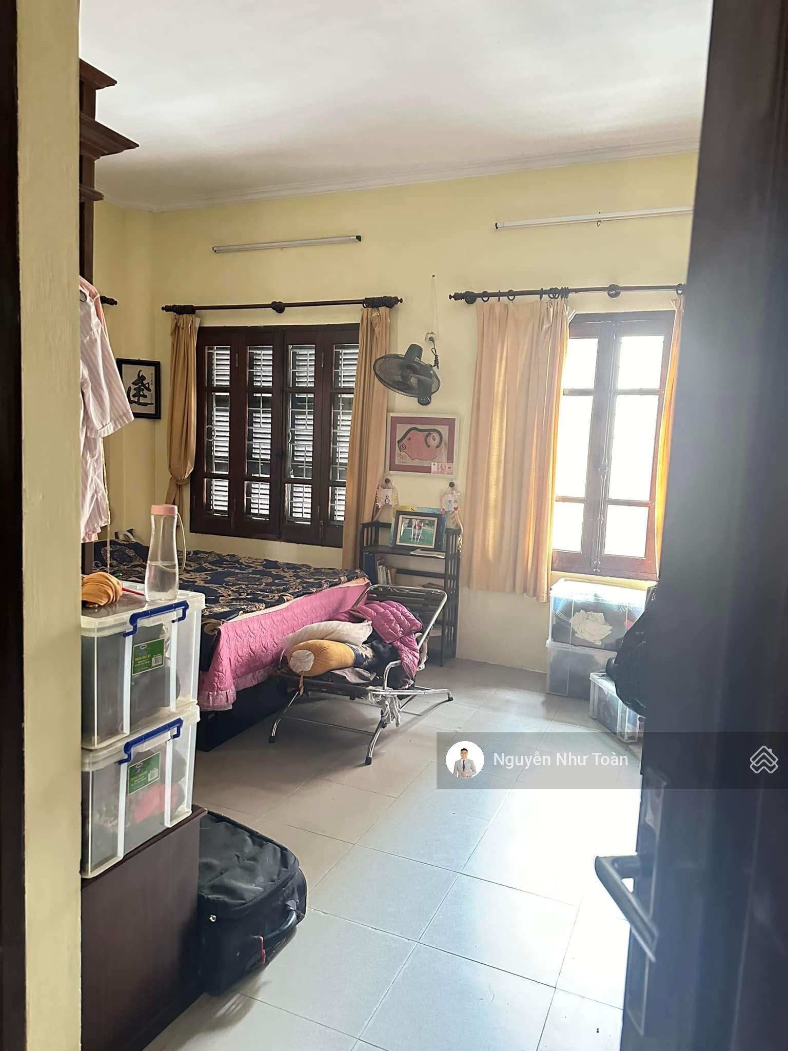CHỈ 28 TỶ - Nhà Mặt Phố -LÔ GÓC - 82M2, MT 8.5M - Phân Lô Quân Đội - Ô TÔ VÀO - Quan Hoa, Cầu Giấy