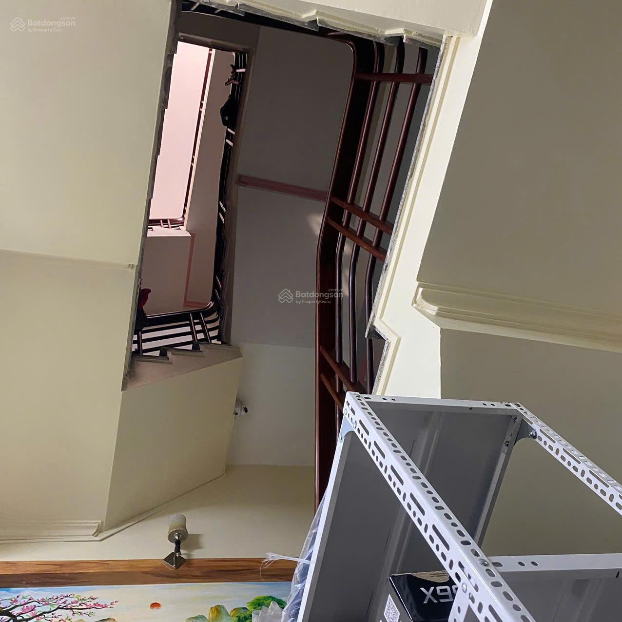 Cần Bán nhà 4 tầng mặt phố đường Hùng Vương, 6,5 tỷ, 96m2, mặt tiền 5m, pháp lý chuẩn chit Cần Bán nhà 4 tầng mặt phố đường Hùng Vương, 6,5 tỷ, 96m2, mặt tiền 5m, pháp lý chuẩn chit