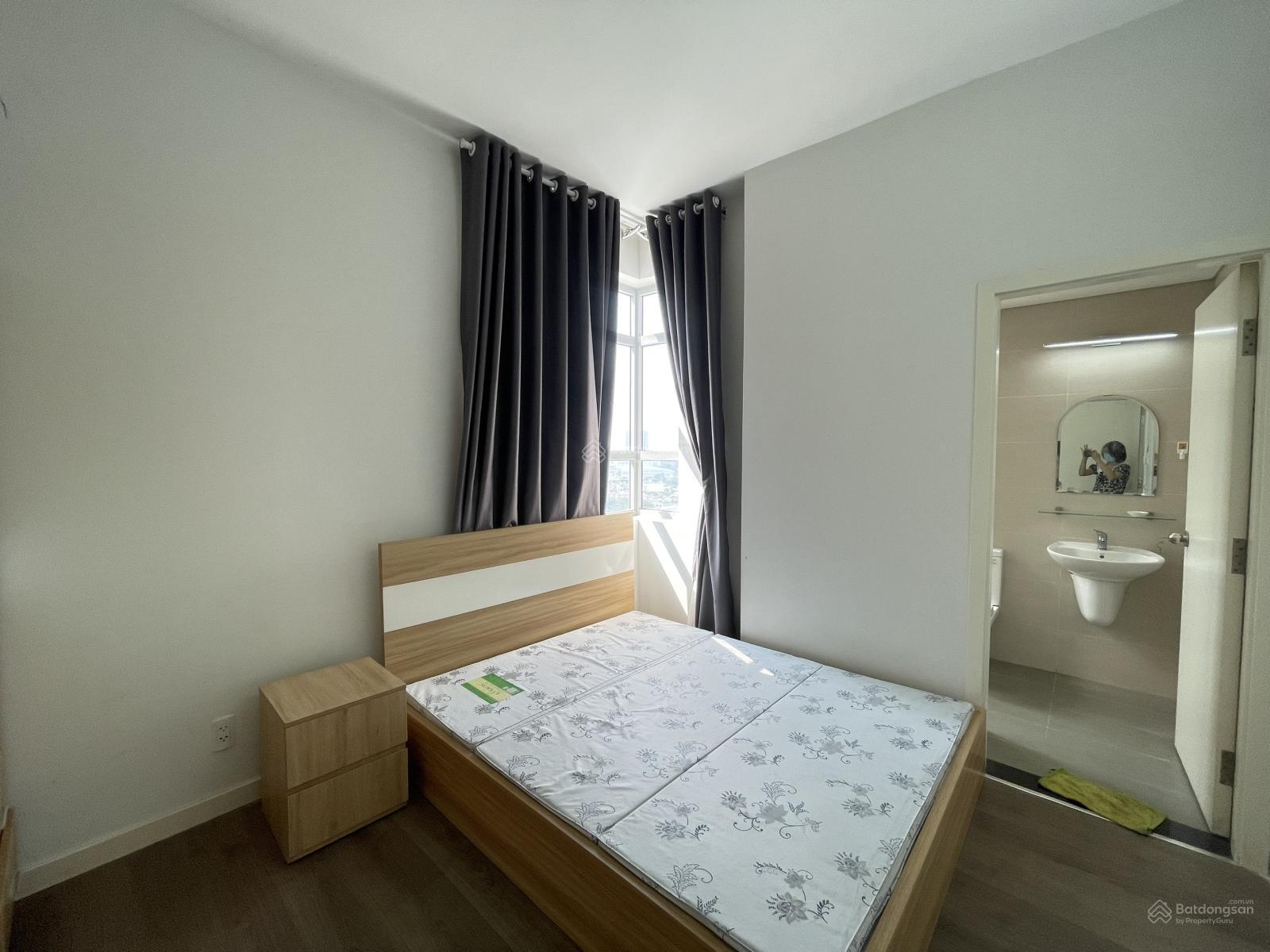Cho thuê phòng master full NT tại Luxcity Q7  4,8tr/tháng, free hồ bơi & tiện ích