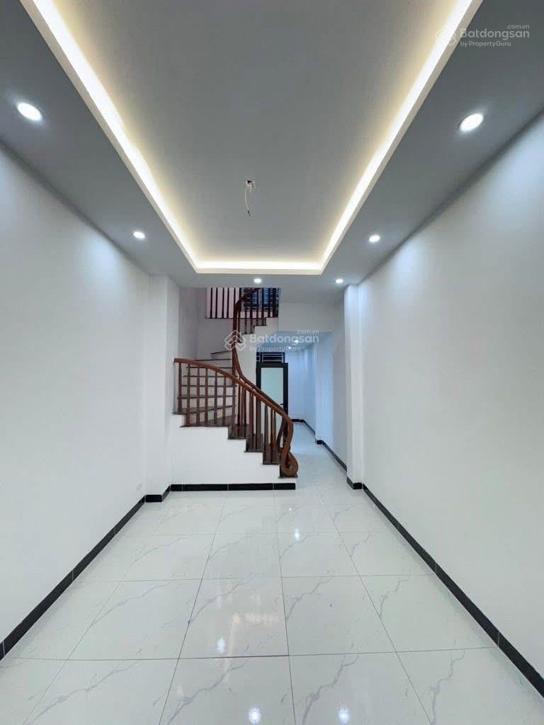 Nhà phố Tựu Liệt-Tam Hiệp dân xây mới 35m giá 5,7 tỷ ngõ rộng 3m ô tô vào cổng