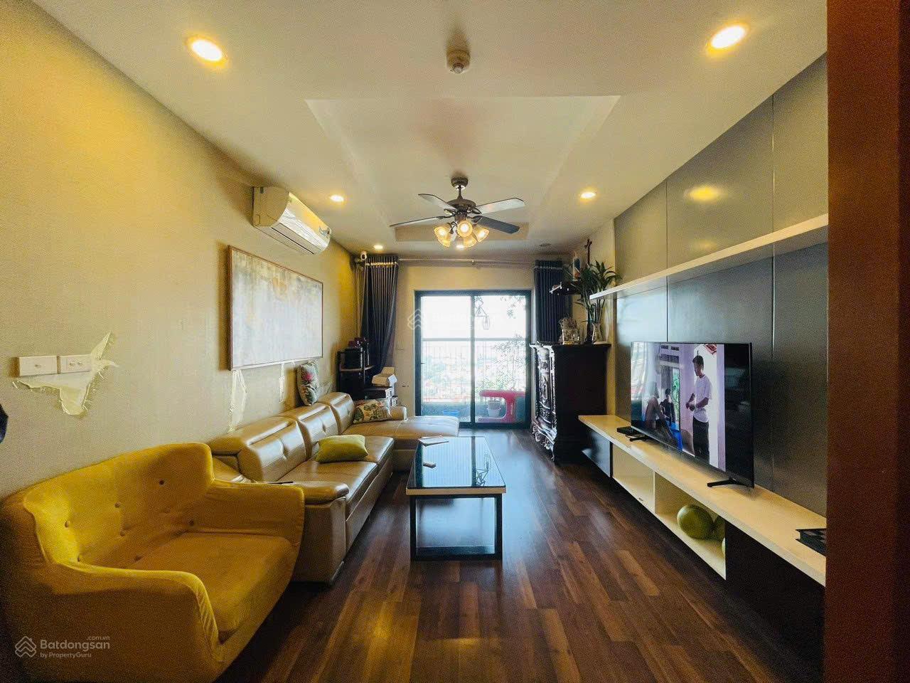 Bán chung cư Diamond Goldmark City Hồ Tùng Mậu, Bắc Từ Liêm. 105m2 3PN. Full nội thất. 7,2 tỷ