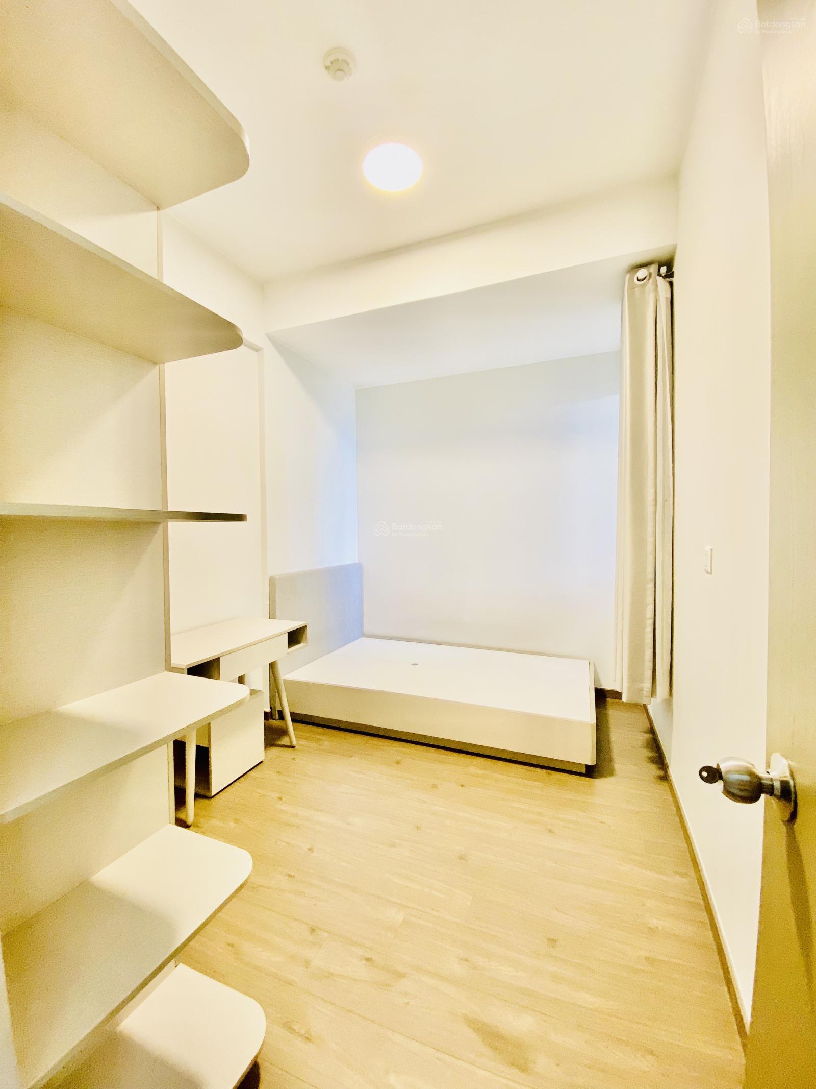 Cho thuê căn 59m2, 2PN 2WC, view nội khu, sẵn nội thất, 7.5tr/tháng ở ngay. LH: 0903 042 ***