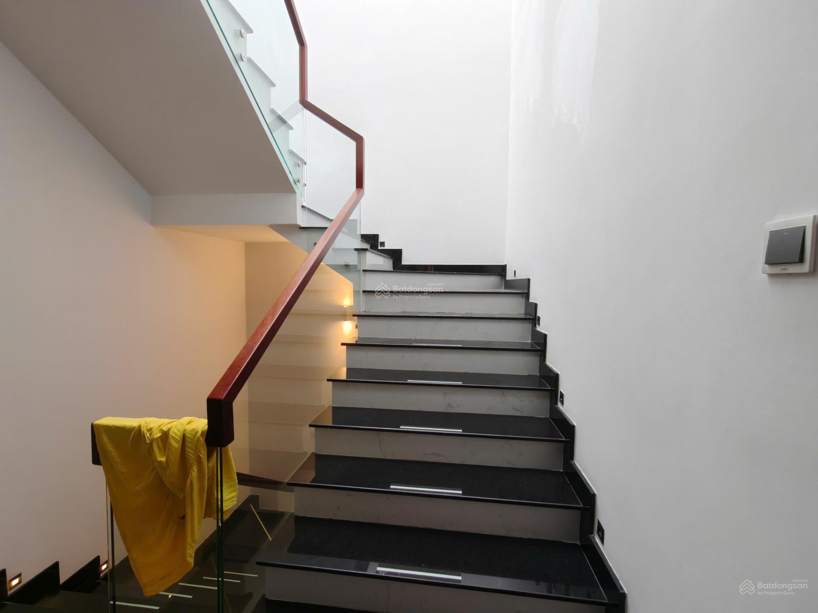 Hiếm, hướng Đông Nam, 7mx18m giá 36.5 tỷ, bán nhà phố Saigon Mystery Villas Hiếm, hướng Đông Nam, 7mx18m giá 36.5 tỷ, bán nhà phố Saigon Mystery Villas